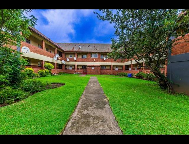 2 BEDROOM APARTMENT FOR SALE IN PELHAM